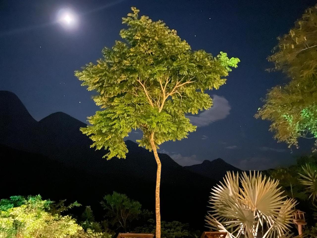 O Chale Mais Bucolico De Araras. Vista Linda Buitenkant foto