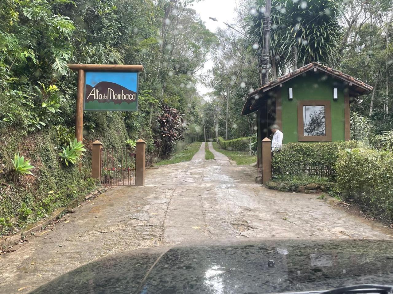 O Chale Mais Bucolico De Araras. Vista Linda Buitenkant foto
